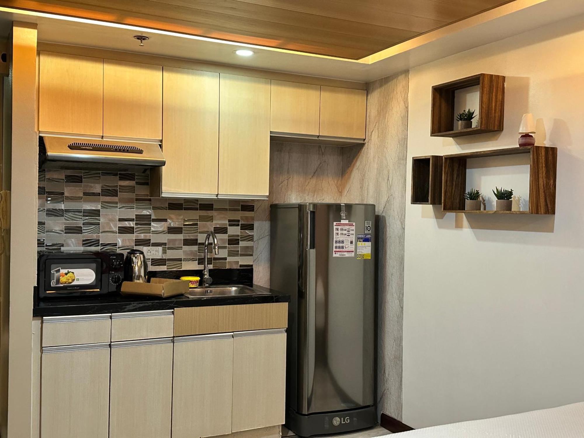 Feels Like Home Condos Abreeza Place Tower 1 & 2 Davao City Exterior foto