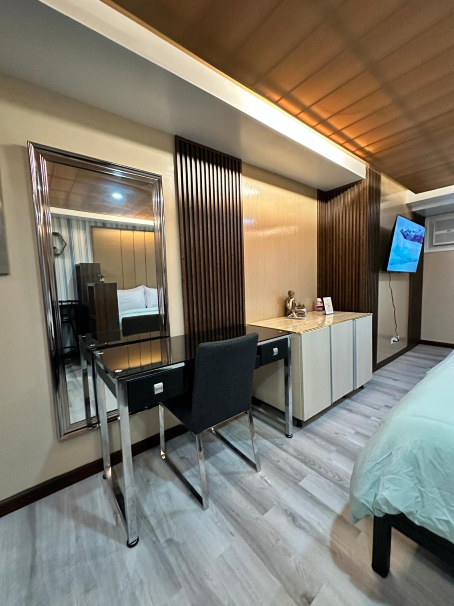 Feels Like Home Condos Abreeza Place Tower 1 & 2 Davao City Exterior foto